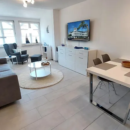 Deutsches Haus By Rujana * بينز