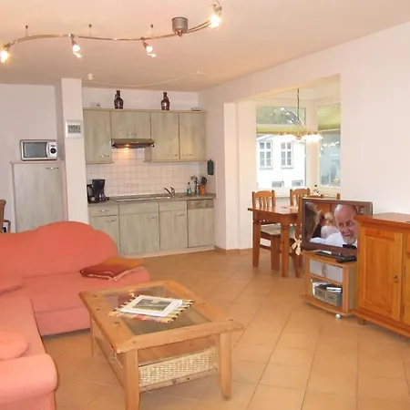 Deutsches Haus By Rujana * بينز