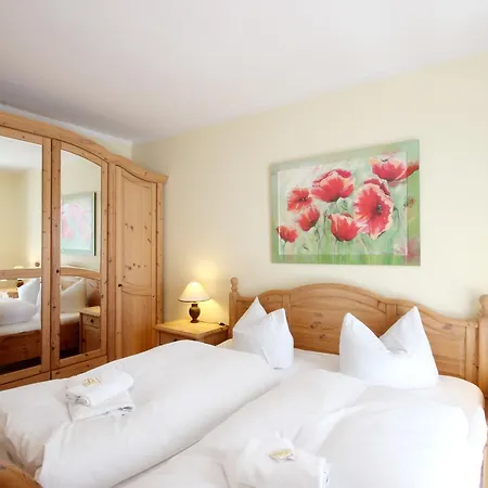 Deutsches Haus By Rujana