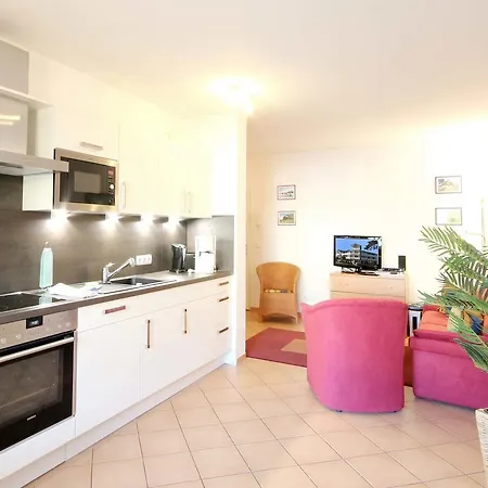 Deutsches Haus By Rujana * Binz