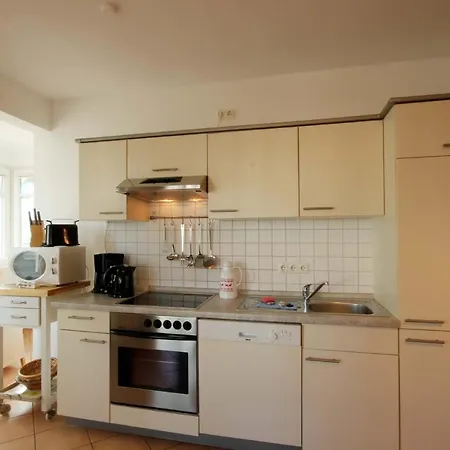 Deutsches Haus By Rujana *