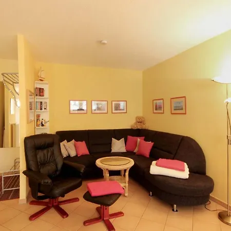 Deutsches Haus By Rujana