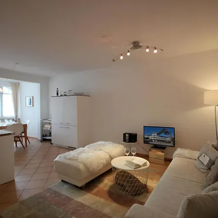 Deutsches Haus By Rujana * بينز